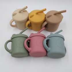 Hot selling silicone baby cup with sippy and topper water drinking cups for kids